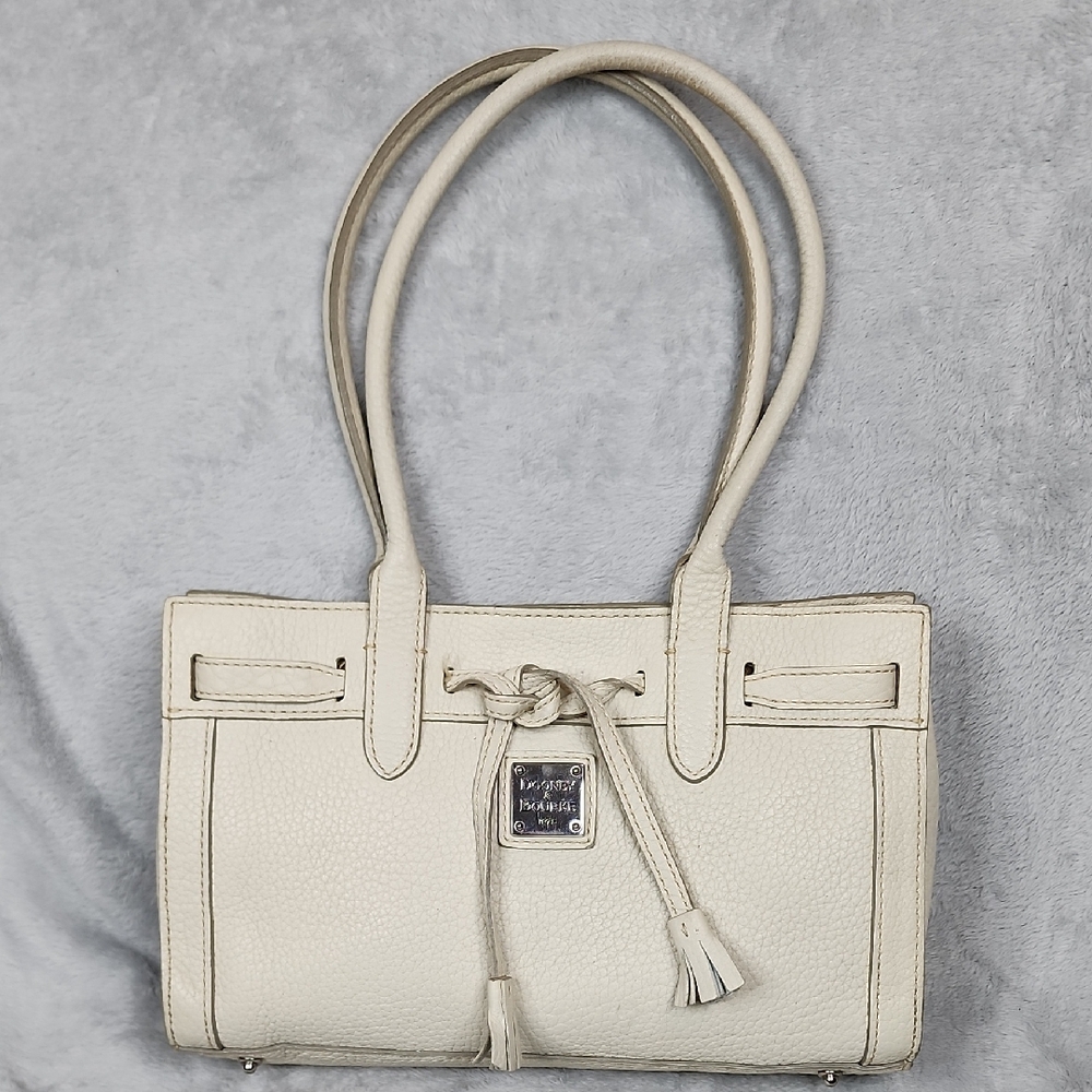 Dooney & Bourke Vintage East West Tassel tote bag